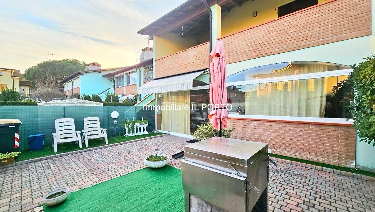 0893783e-1bb7-4389-b4a2-83bcbe748574