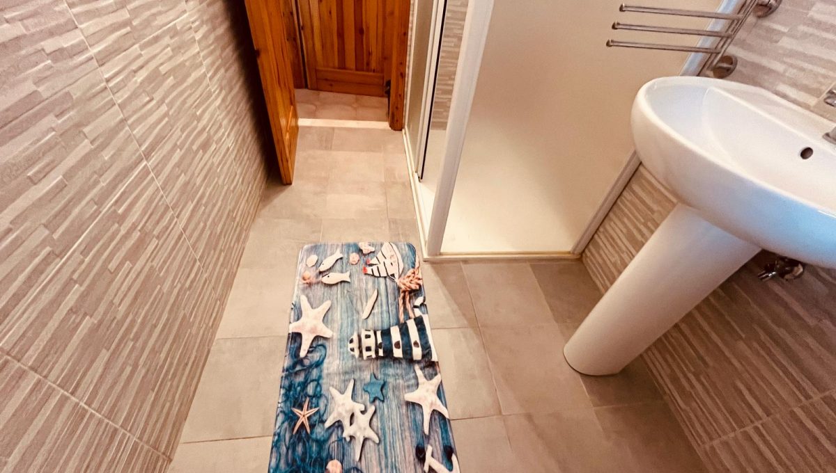 1a071bfc-37e0-4bf5-8752-956a464f9fb3