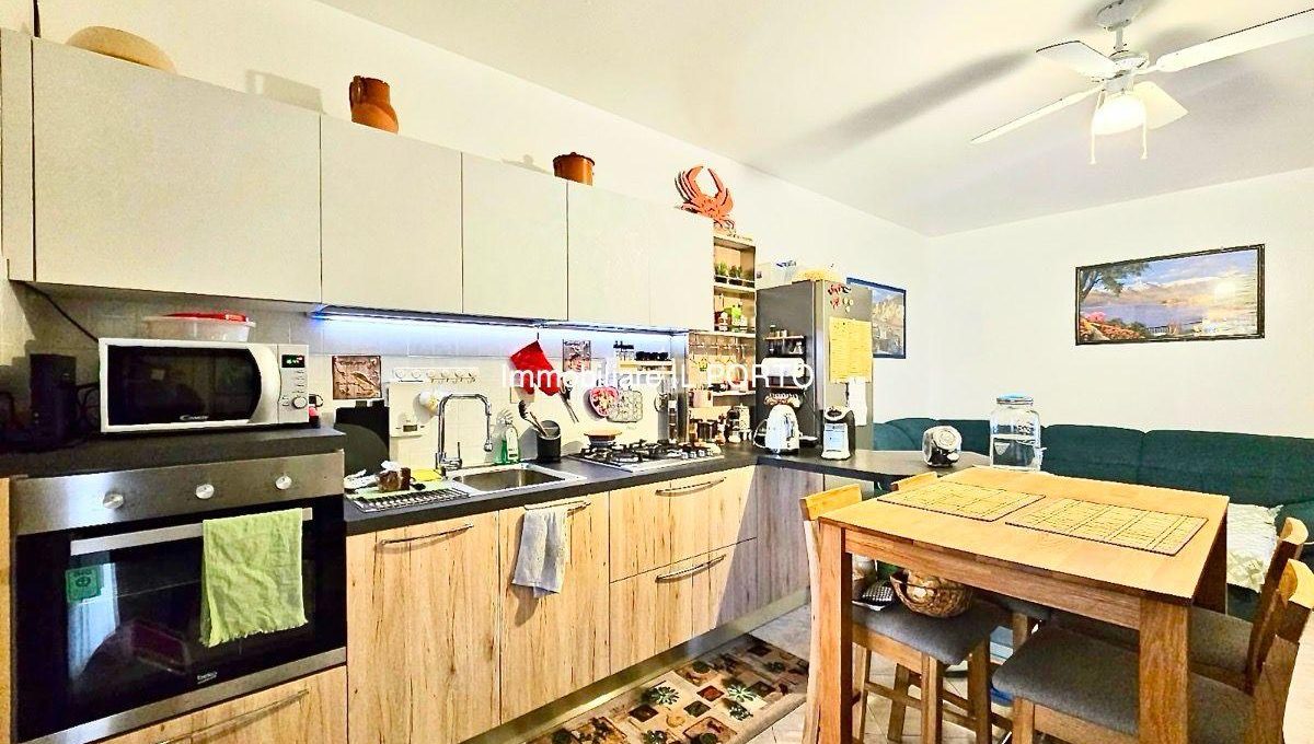 30b01005-08de-4800-be82-dfe67b7f6de8