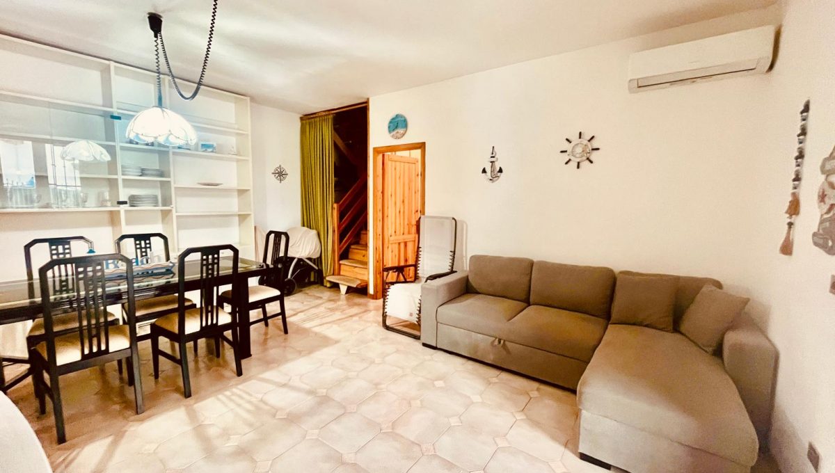 3d1f98b3-2f74-4eb0-bfe0-a631812978ec