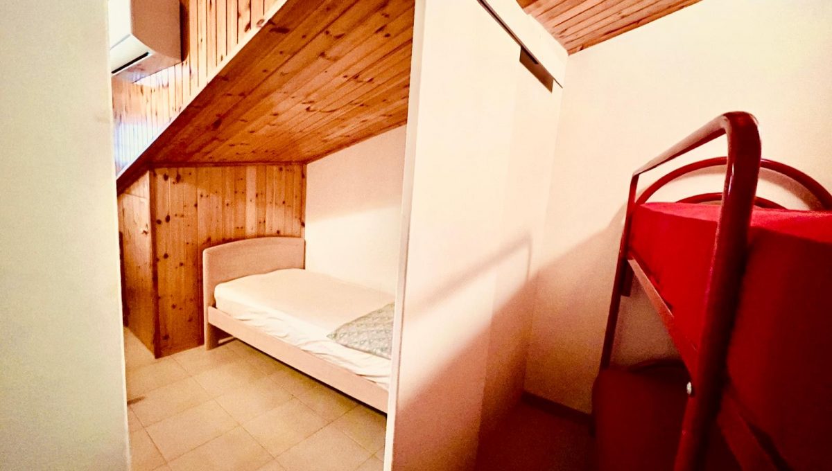 49aa94b8-f82d-456b-b15c-be2b02a10f29