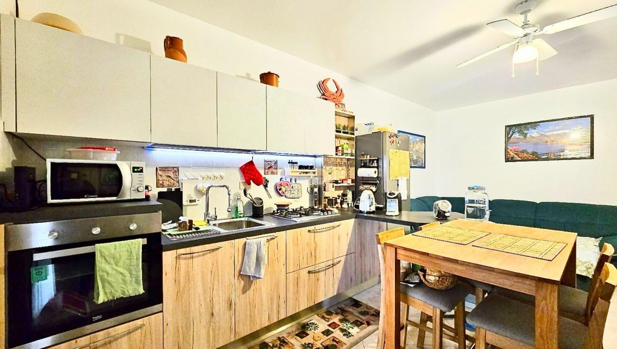 63ab3eba-0d59-43ac-aff1-ffab02a667d6