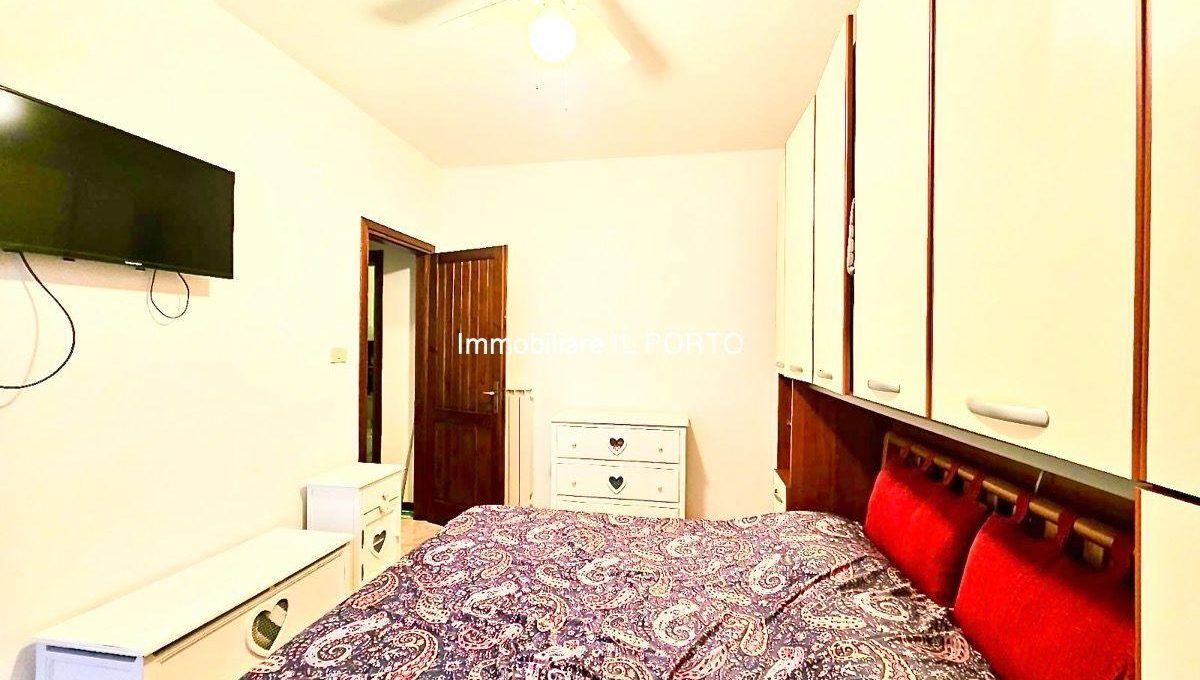 6503b174-c62b-4f32-904d-45713890e740