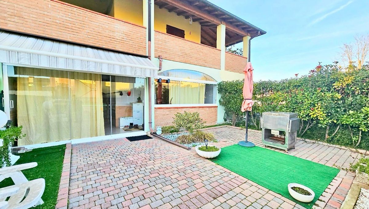 7ad50d39-43a1-47c7-baf3-3ec62e65ef39