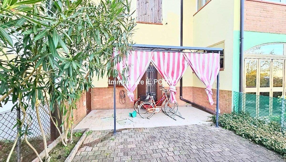 944fbe63-0598-4b35-9592-781884358dff