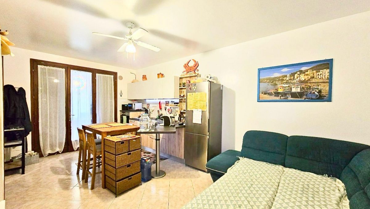 b5320c9a-0f82-49d8-96fe-ab803576dec7