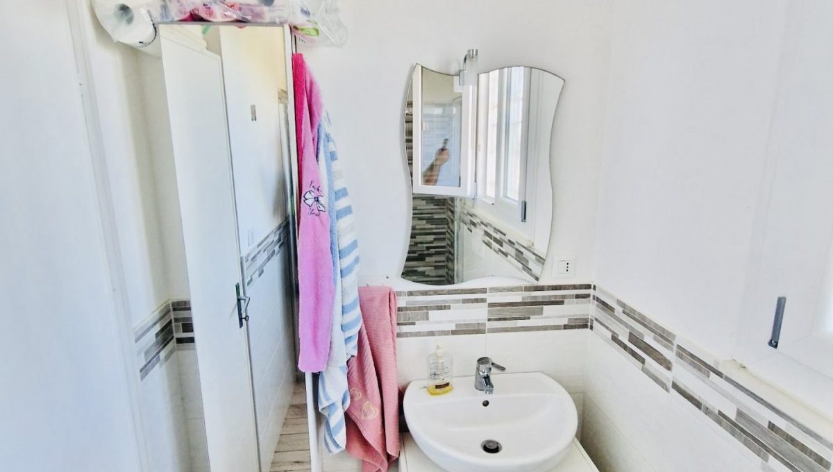 da37fea8-d986-4452-8324-ba0c4f138410