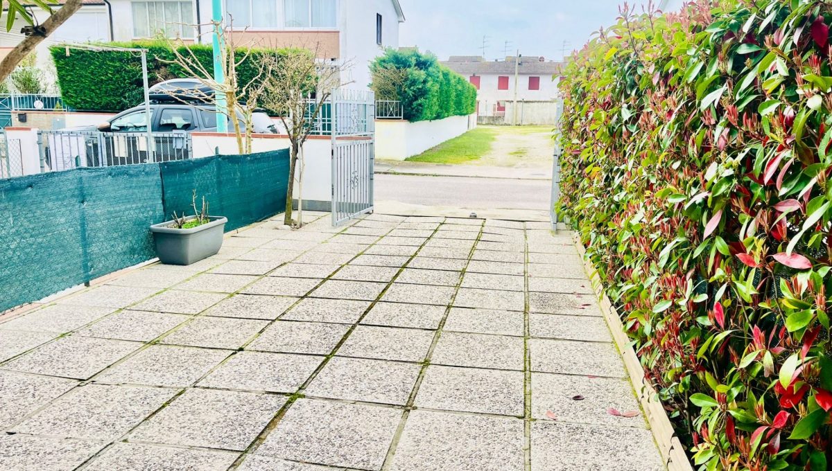 20194910-b3ab-4310-9cc4-86414c05bdde