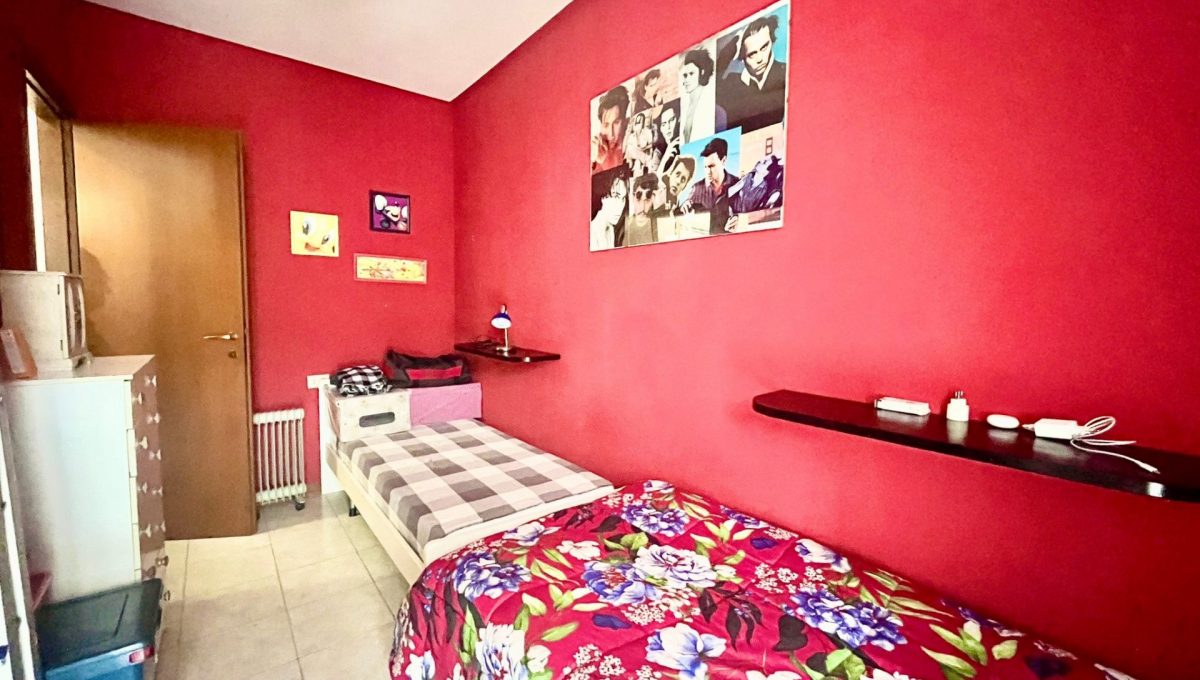 2ac05afb-3a13-4241-8f21-2415dcca5109