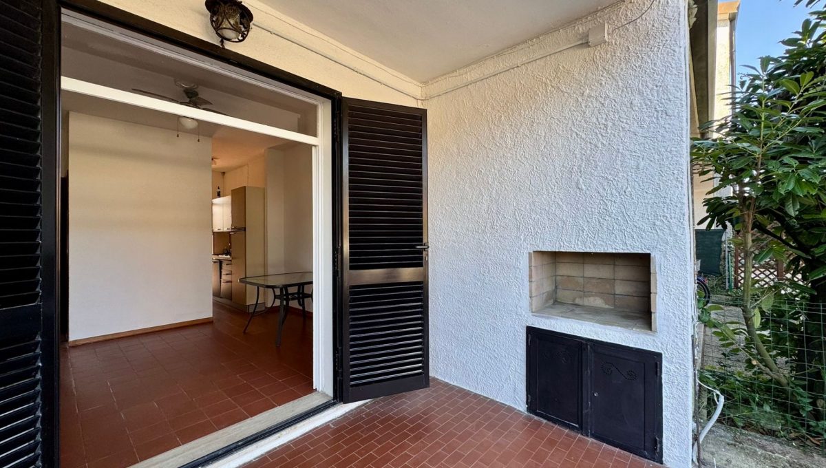 01583875-3d86-42d9-b074-24bc9b093f12