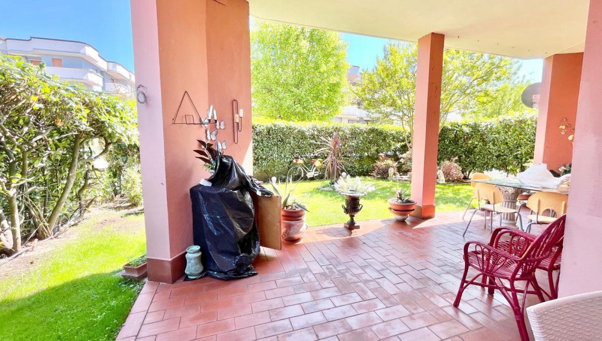 16d35302-067b-4262-94e0-b18610c616a5