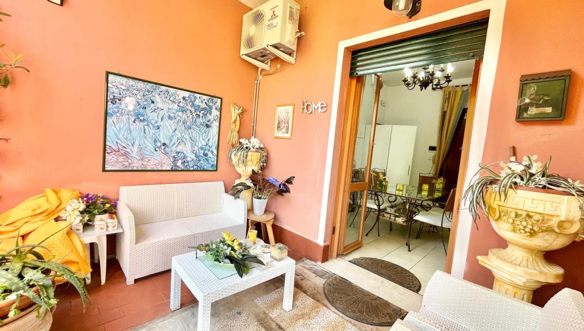 1c883352-2de3-4294-98c7-3ba235f6e003