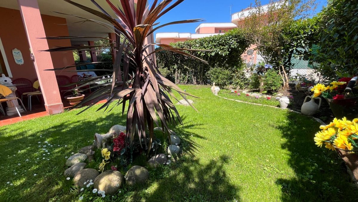 4d62e31c-1cd4-4165-9d4a-88a57ca4e3b3