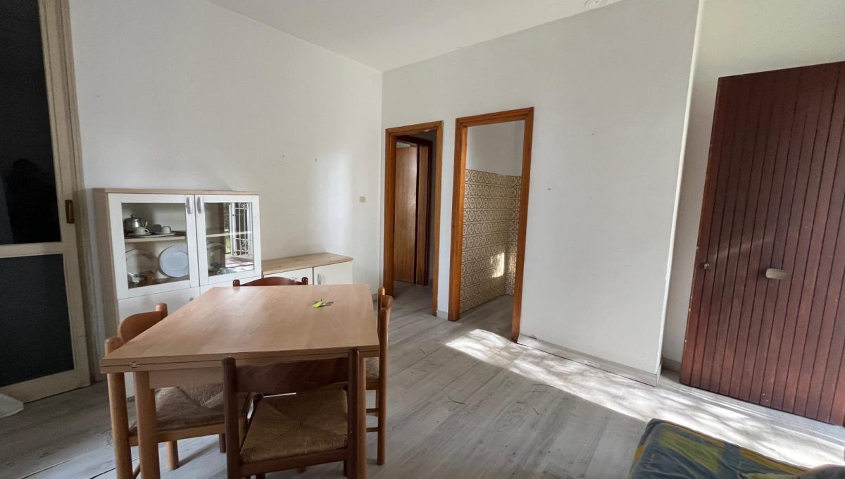 7fddb42d-debd-4bec-88f6-c943d214e219