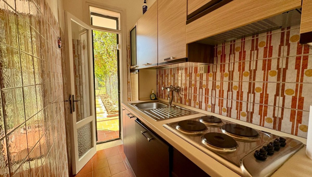 8badbe18-3236-416d-85eb-1ead5c363b38