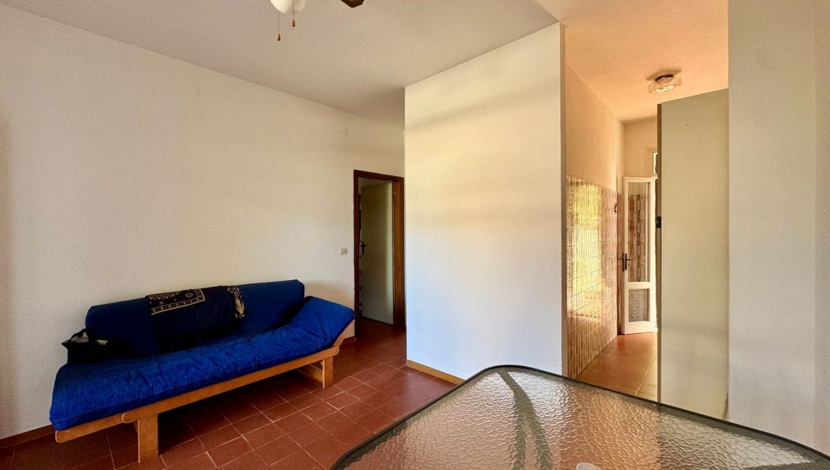 acb18abb-0132-4427-b53f-cadf600efba3