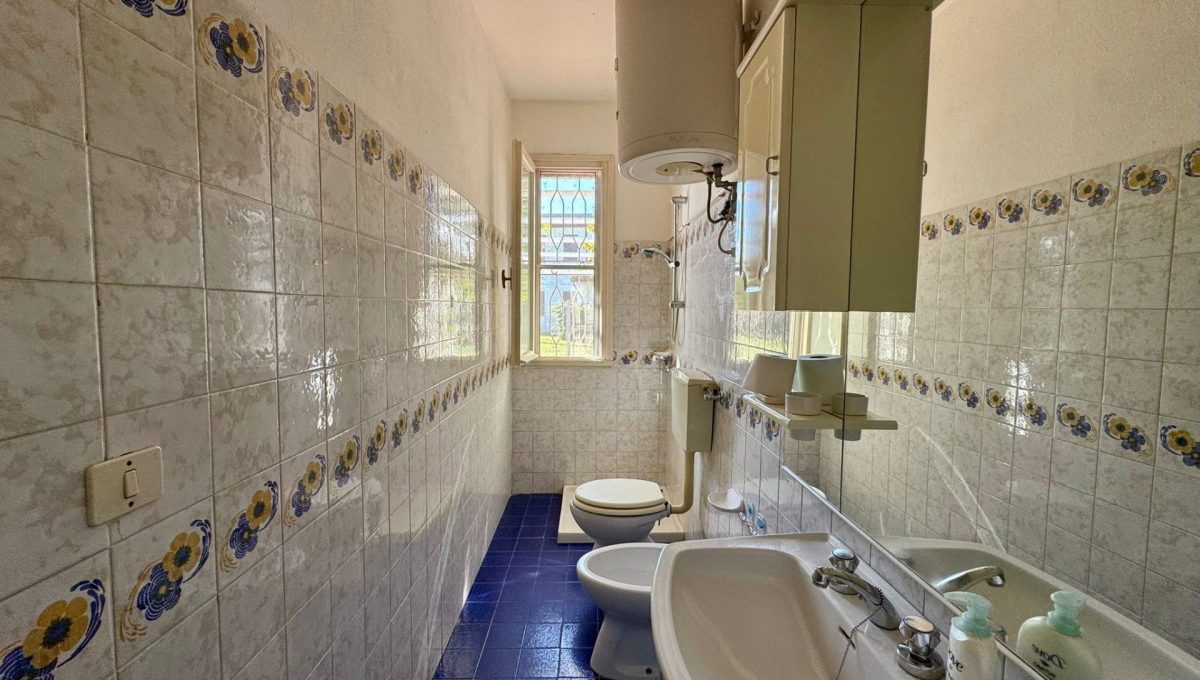 c5c94f9b-afc7-43ab-ac7e-20c8a355a3e6