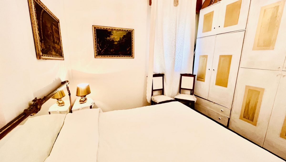 c9b5331c-338a-4755-b503-ffdfc4821f4c