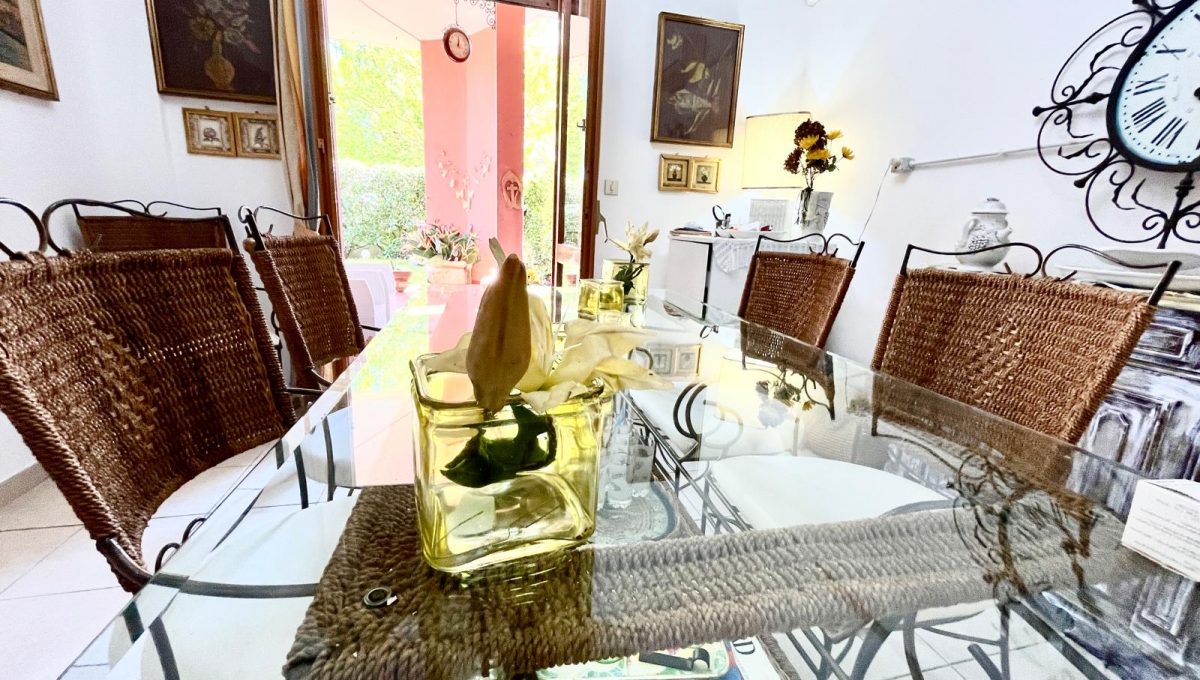 cddde707-929b-4308-8b5d-5ff759a0608f