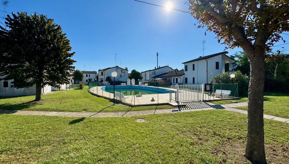 dacdd7ce-ab14-456a-b716-3a707f63fc04