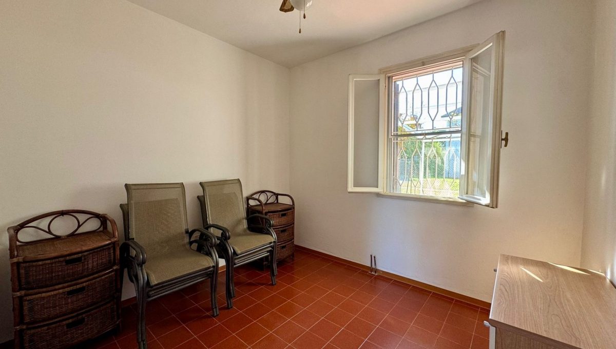 e0490c87-db0f-46fa-93b8-56291b21a179