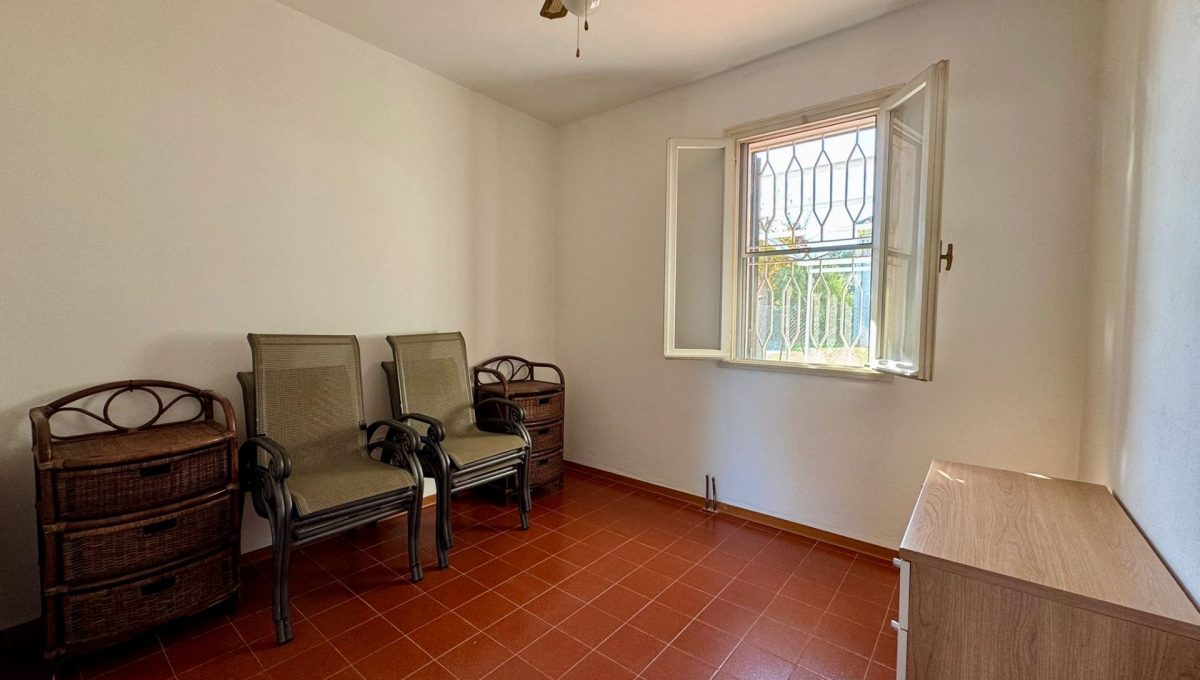 f49aa987-4eed-4a56-8555-351b0d2c65a9