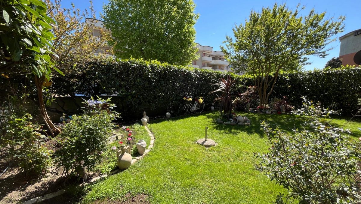 f74afb47-72c8-46e5-ae53-5d3a89ba4ace