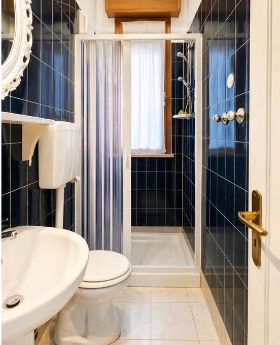 f7f13701-75c3-49ed-8d13-fe8b57efdab0